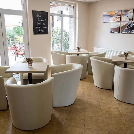 Hotel Vitis